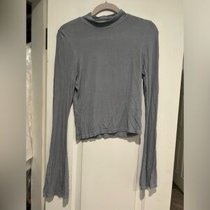 Blue/Grey Cute Long-Sleeve with Flowy Sleeves